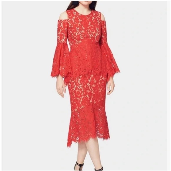 👗 Fame & Partners Red Lace Cold Shoulder Bell Sleeve Sheath Dress Sz 4 ✨ 👗 - Picture 1 of 7
